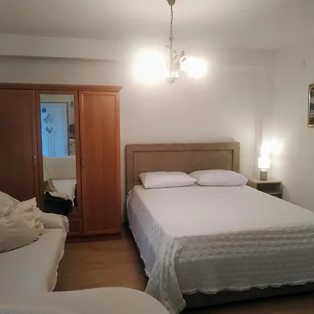 Апартаменты Pelivan *